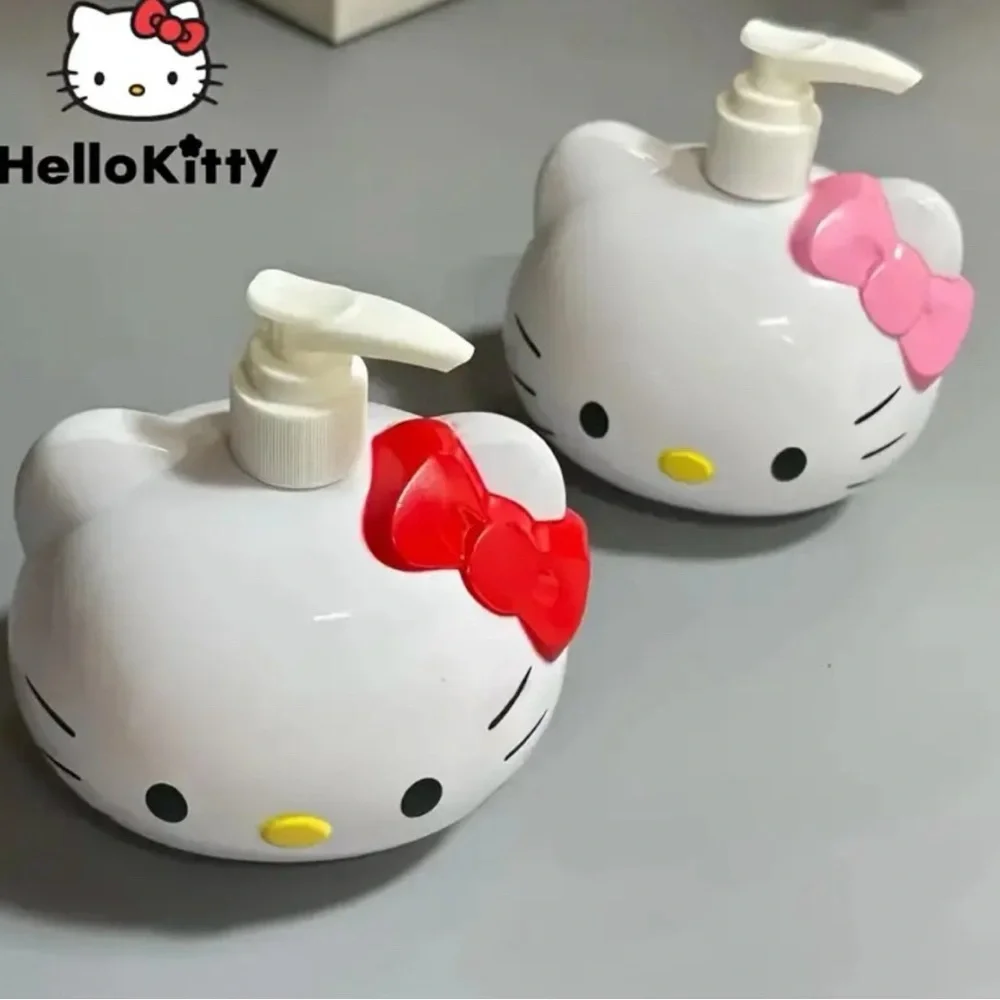 Hello Kitty Liquid Pump Bottle - Hand or Kitchen Soap, Shower Gel, Lotion NEW